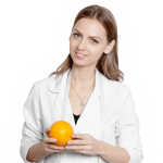 una dottoressa con arancia in mano
